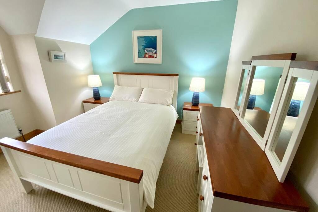 3 Bedroom House Located In Centre Of Carndonagh Exteriér fotografie