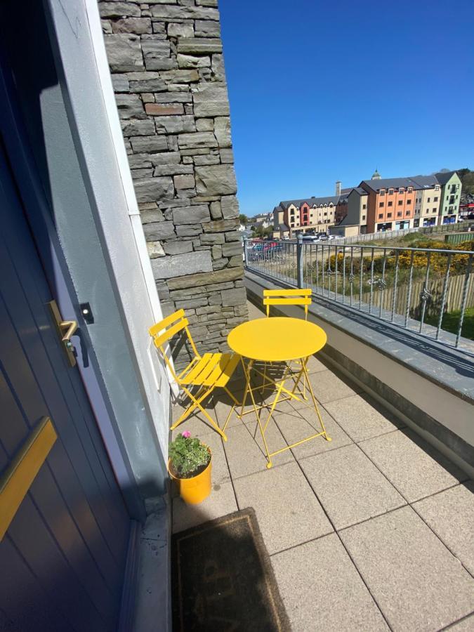3 Bedroom House Located In Centre Of Carndonagh Exteriér fotografie