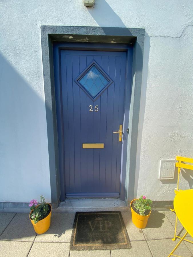 3 Bedroom House Located In Centre Of Carndonagh Exteriér fotografie